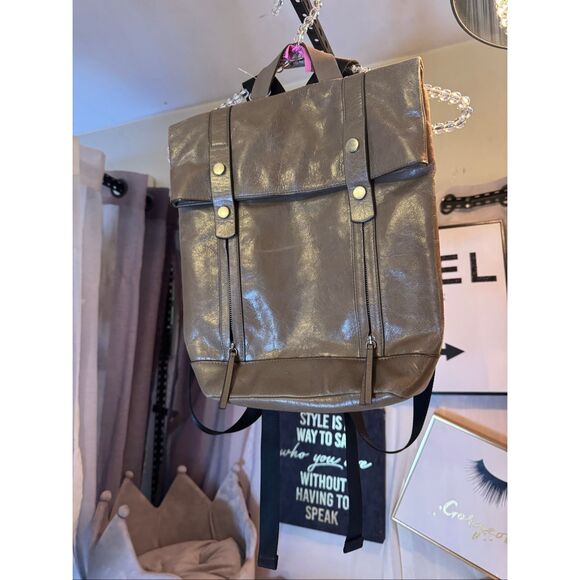 Treasure & bond remy Brown vegan glazed leaTher rucksack backpack w/ front strap - Picture 3 of 8